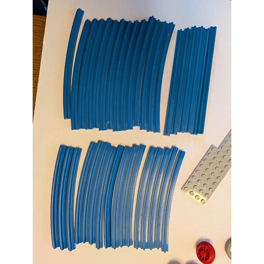 LEGO Vtg 1960's Trains‎ 113-2 & More Starter Train Sets Parts Motor Track Wheels